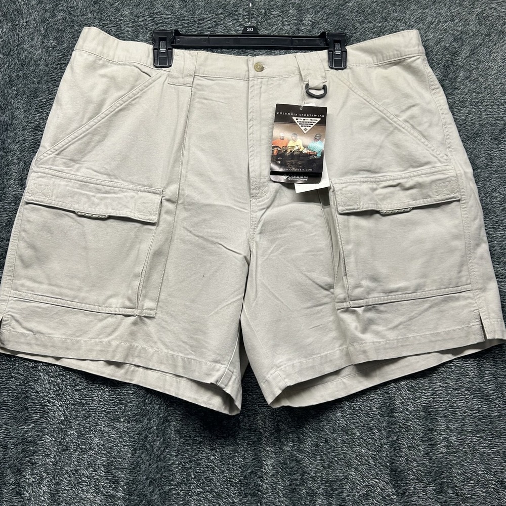 Columbia Mens Size 2XL Beige Vintage Brewha Cargo Shorts (M1)